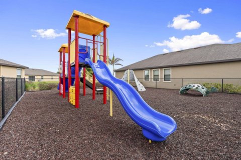 Купить таунхаус в Сент-Луси, Флорида 6 комнат, 138.98м2, № 2078350 - фото 26