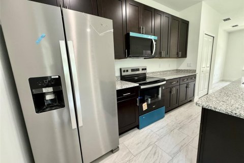 Casa en venta en Citrus Springs, Florida, 4 dormitorios, 146.79 m2 № 1913759 - foto 4
