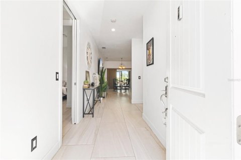 Casa en venta en Sarasota, Florida, 3 dormitorios, 127.46 m2 № 1819047 - foto 2