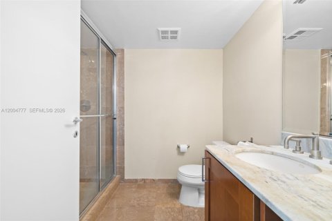 Condo in Surfside, Florida, 2 bedrooms  № 2069626 - photo 18