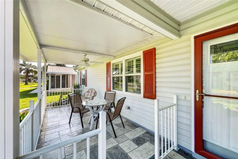 House in The Villages, Florida 2 bedrooms, 122.54 sq.m. № 2308913 - photo 4