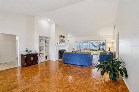 Casa en venta en Grand Island, Florida, 3 dormitorios, 220.64 m2 № 2109391 - foto 12
