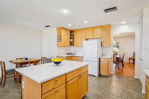 Casa en venta en Grand Island, Florida, 3 dormitorios, 220.64 m2 № 2109391 - foto 21