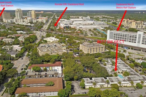 Купить кондоминиум в Пайнкрест, Флорида 2 спальни, 74.79м2, № 2012857 - фото 3