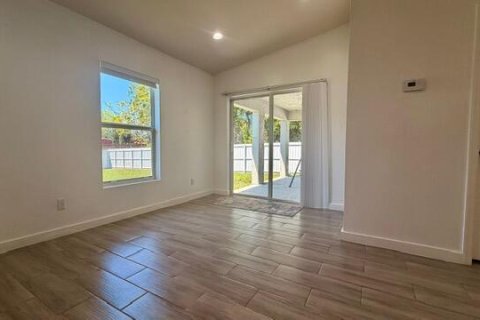 Casa en venta en Port St. Lucie, Florida, 3 dormitorios, 142.7 m2 № 2087542 - foto 5