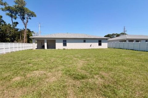Casa en venta en Port St. Lucie, Florida, 3 dormitorios, 142.7 m2 № 2087542 - foto 4