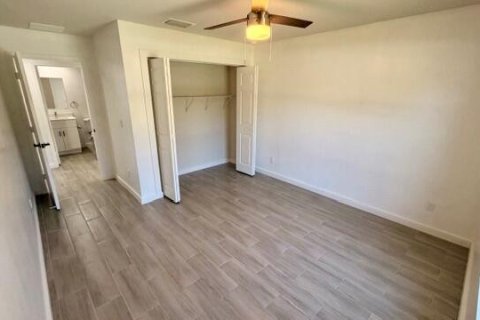 Casa en venta en Port St. Lucie, Florida, 3 dormitorios, 142.7 m2 № 2087542 - foto 30