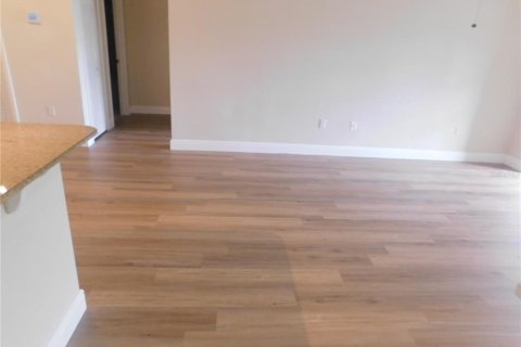 Condominio en venta en Winter Garden, Florida, 2 dormitorios, 117.43 m2 № 2205513 - foto 6