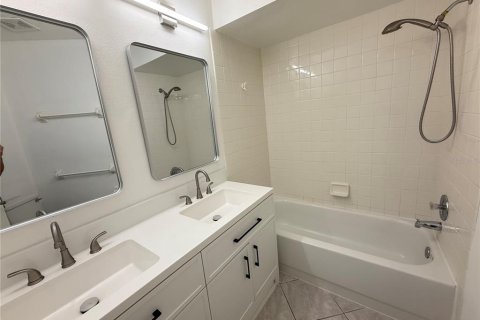 Copropriété à louer à Orlando, Floride: 2 chambres, 82.31 m2 № 2156388 - photo 12