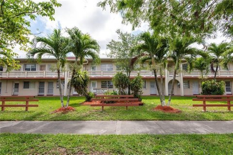 Studio in the Condo in Miami, Florida № 2180528