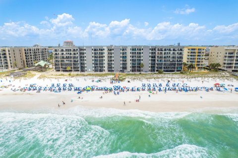 Condo in Fort Walton Beach, Florida, 2 bedrooms  № 590027 - photo 1
