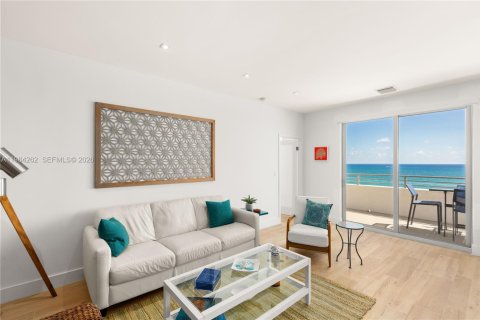 Condominio en venta en Miami Beach, Florida, 2 dormitorios, 97.36 m2 № 2248587 - foto 9