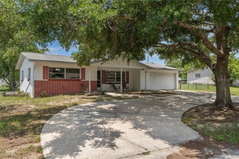 House in Beverly Hills, Florida 2 bedrooms, 101.08 sq.m. № 1911698 - photo 1