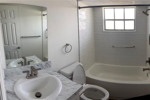 Copropriété à louer à New Port Richey, Floride: 2 chambres, 97.55 m2 № 2387654 - photo 9