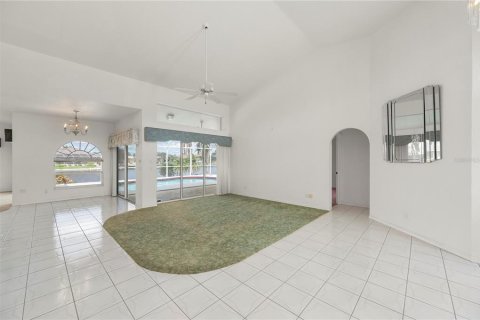 Casa en venta en Punta Gorda, Florida, 3 dormitorios, 204.01 m2 № 2380985 - foto 9