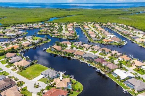Casa en Punta Gorda, Florida 3 dormitorios, 204.01 m2 № 2380985
