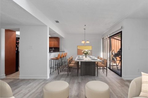 Condo in Orlando, Florida, 3 bedrooms  № 1588605 - photo 6