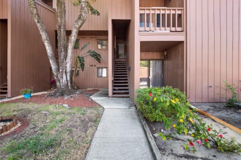 Condo in Orlando, Florida, 3 bedrooms  № 1588605 - photo 1