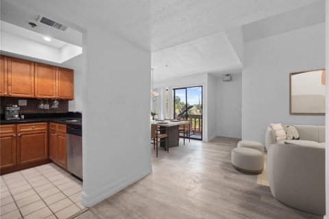 Condo in Orlando, Florida, 3 bedrooms  № 1588605 - photo 7