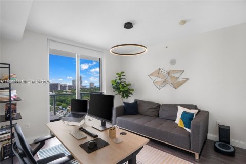 Снять в аренду кондоминиум в Майами, Флорида 2 спальни, 94.11м2, № 1953032 - фото 20