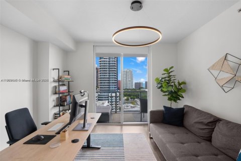 Снять в аренду кондоминиум в Майами, Флорида 2 спальни, 94.11м2, № 1953032 - фото 21