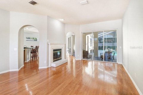 House in Brandon, Florida 4 bedrooms, 193.33 sq.m. № 2284111 - photo 6
