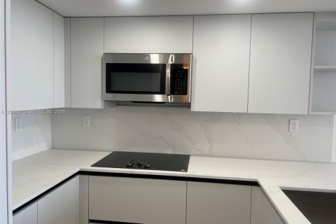 Снять в аренду кондоминиум в Майами, Флорида 1 спальня, 65.03м2, № 2152426 - фото 3
