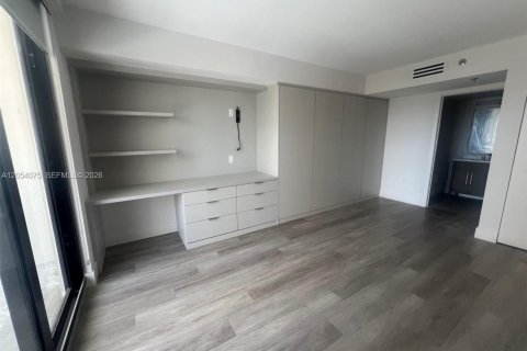 Снять в аренду кондоминиум в Майами, Флорида 1 спальня, 65.03м2, № 2152426 - фото 7