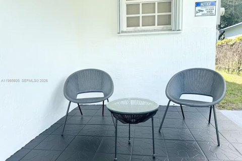 Casa en venta en Miami, Florida, 3 dormitorios, 77.11 m2 № 2047176 - foto 22