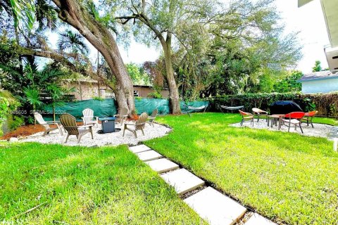 Casa en venta en Miami, Florida, 3 dormitorios, 77.11 m2 № 2047176 - foto 23