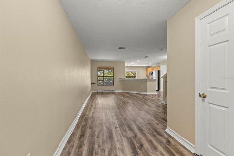 Townhouse in Brandon, Florida 3 bedrooms, 144.74 sq.m. № 1608431 - photo 4