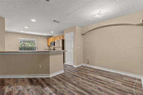 Townhouse in Brandon, Florida 3 bedrooms, 144.74 sq.m. № 1608431 - photo 10