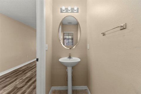 Townhouse in Brandon, Florida 3 bedrooms, 144.74 sq.m. № 1608431 - photo 7