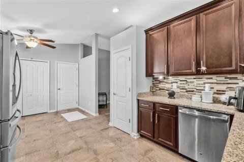 Villa ou maison à vendre à Palm Coast, Floride: 3 chambres, 162.02 m2 № 2431776 - photo 16