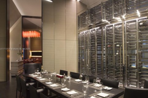 Copropriété à louer à Sunny Isles Beach, Floride: 2 chambres, 290.78 m2 № 1709462 - photo 30
