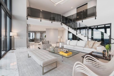 Copropriété à louer à Sunny Isles Beach, Floride: 2 chambres, 290.78 m2 № 1709462 - photo 12