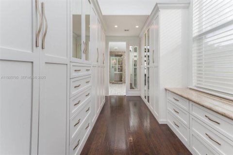 Casa en venta en Miramar, Florida, 5 dormitorios, 284.37 m2 № 1984323 - foto 25