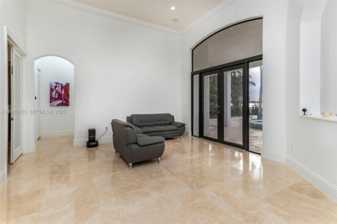 Casa en venta en Miramar, Florida, 5 dormitorios, 284.37 m2 № 1984323 - foto 16