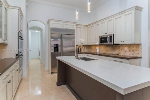Casa en venta en Miramar, Florida, 5 dormitorios, 284.37 m2 № 1984323 - foto 7