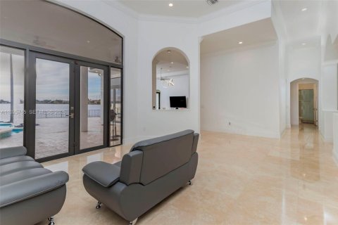 Casa en venta en Miramar, Florida, 5 dormitorios, 284.37 m2 № 1984323 - foto 17