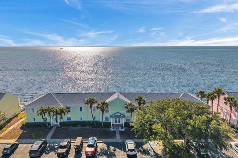 Condo à Saint Petersburg, Floride, 1 chambre  № 2388687