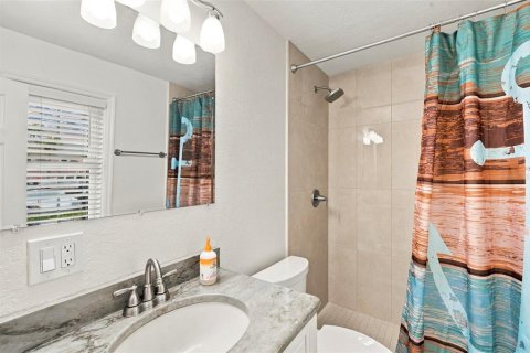 Copropriété à louer à Saint Petersburg, Floride: 1 chambre, 64.47 m2 № 2388687 - photo 8