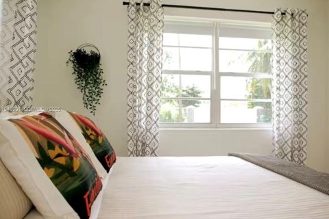 Купить виллу или дом в Хомстед, Флорида 4 спальни, 205.78м2, № 2005518 - фото 17