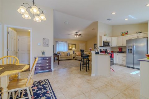 Casa en venta en Ocala, Florida, 3 dormitorios, 119.29 m2 № 1918710 - foto 7