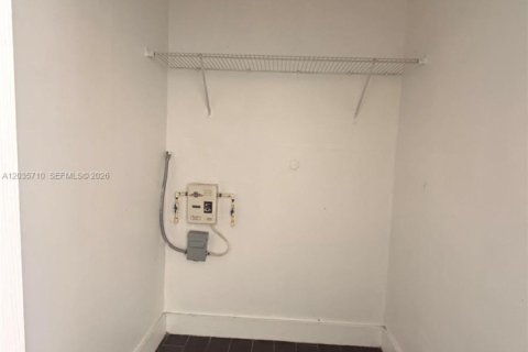 Apartment in Miami, Florida 1 bedroom, 47.84 sq.m. № 2154382 - photo 5