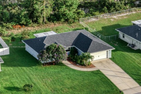 Villa ou maison à Lake Placid, Floride 3 chambres, 134.62 m2 № 2042310