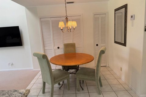 House in Wellington, Florida 3 bedrooms, 160.54 sq.m. № 2401250 - photo 17