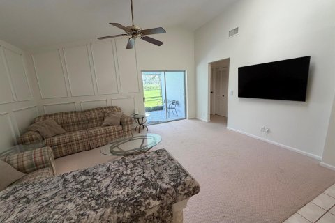 House in Wellington, Florida 3 bedrooms, 160.54 sq.m. № 2401250 - photo 19