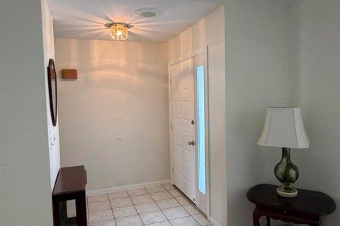 House in Wellington, Florida 3 bedrooms, 160.54 sq.m. № 2401250 - photo 6