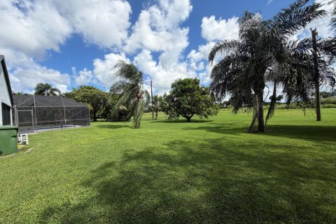 House in Wellington, Florida 3 bedrooms, 160.54 sq.m. № 2401250 - photo 28